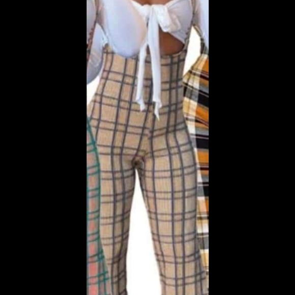 Clothes - Picture 8 of 14